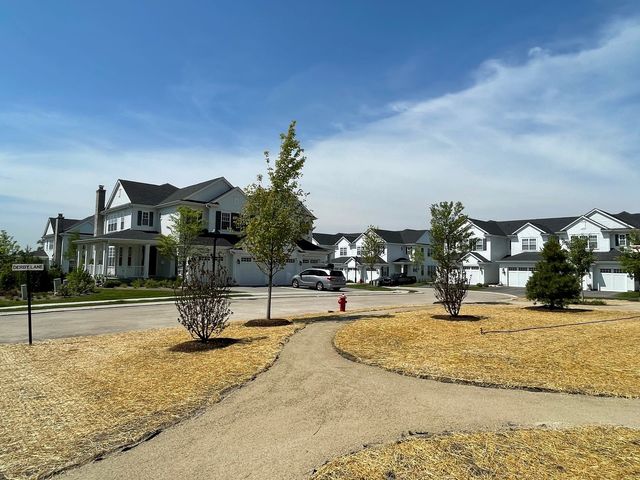 718 Derby Lane, Barrington, IL 60010