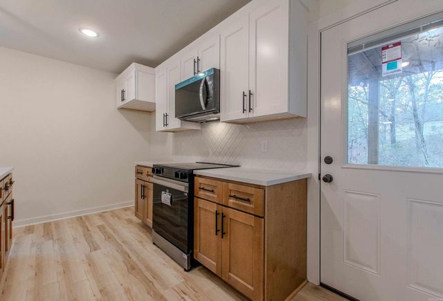 130 Joy Street, Bauxite, AR 72011