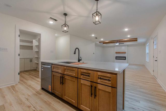 130 Joy Street, Bauxite, AR 72011