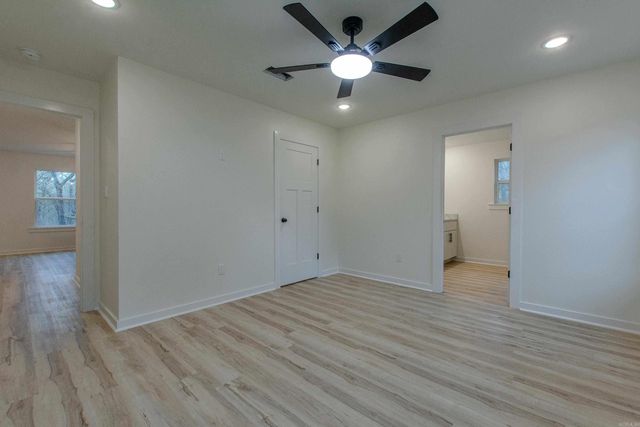 130 Joy Street, Bauxite, AR 72011