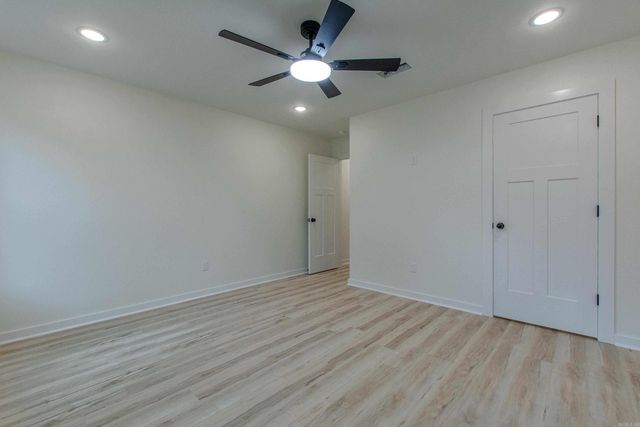 130 Joy Street, Bauxite, AR 72011