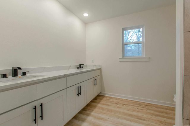 130 Joy Street, Bauxite, AR 72011