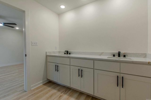 130 Joy Street, Bauxite, AR 72011