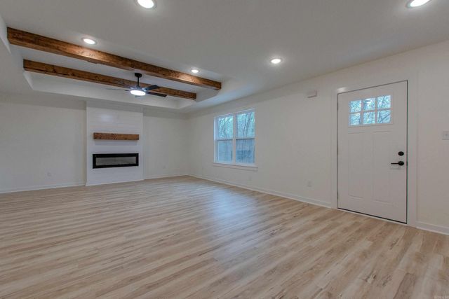 130 Joy Street, Bauxite, AR 72011