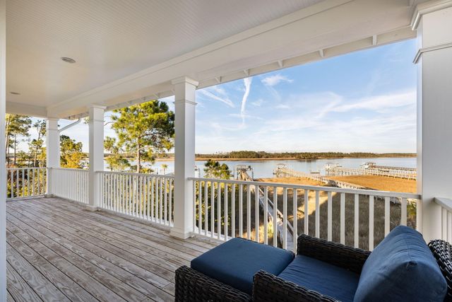 2922 River Vista Way, Mount Pleasant, SC 29466