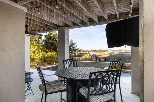 2922 River Vista Way, Mount Pleasant, SC 29466