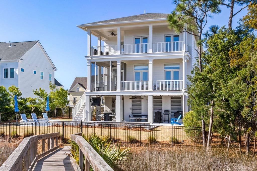 2922 River Vista Way, Mount Pleasant, SC 29466