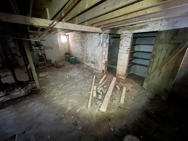 4169 Monroe Street, Gary, IN 46408