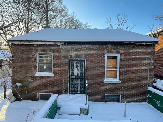 4169 Monroe Street, Gary, IN 46408