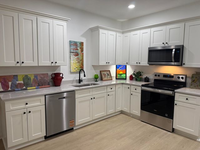 834 Ridgewood Drive 6, Berea, KY 40403