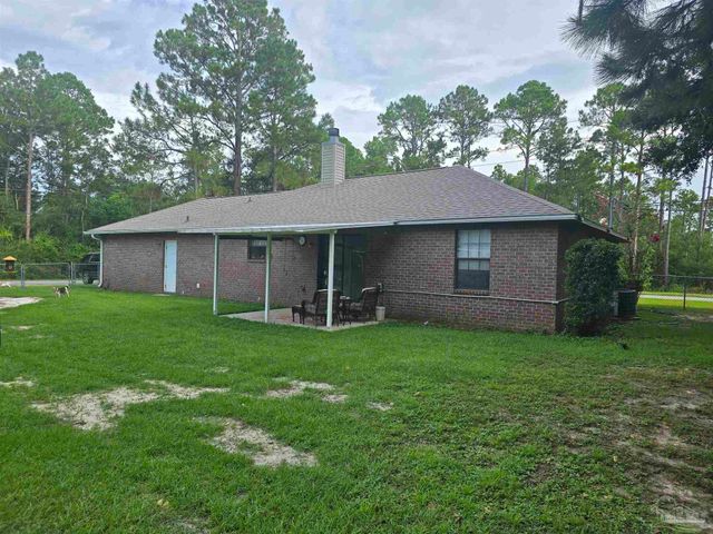 3007 N 21st Ave, Milton, FL 32583