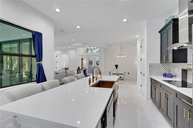 491 9th ST SW, Naples, FL 34117