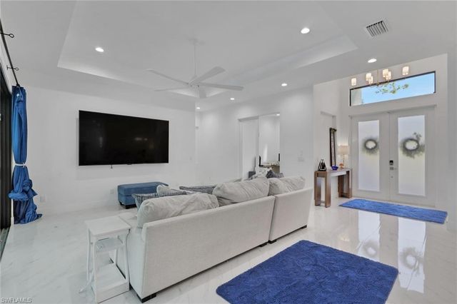 491 9th ST SW, Naples, FL 34117