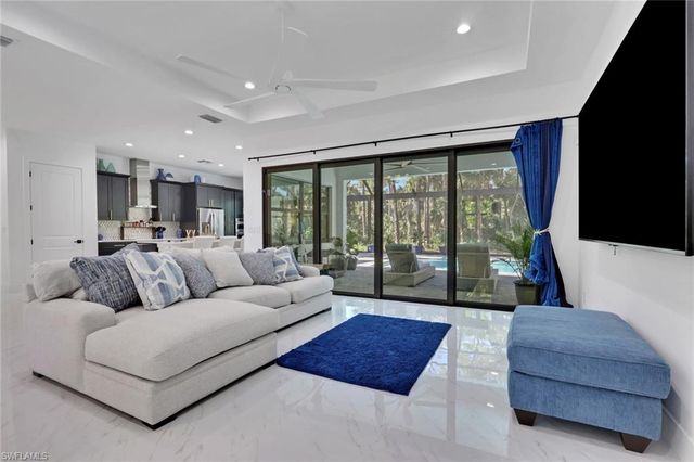 491 9th ST SW, Naples, FL 34117