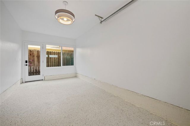 63 N Roosevelt 2, Pasadena, CA 91107
