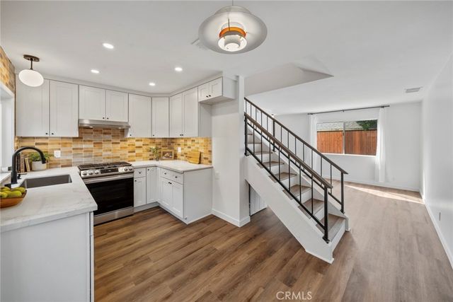 63 N Roosevelt 2, Pasadena, CA 91107