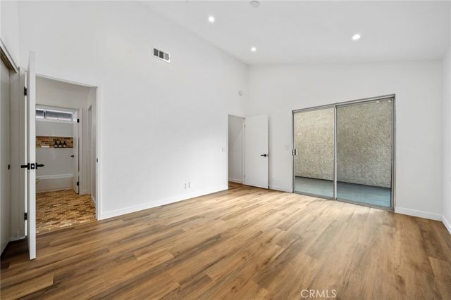 63 N Roosevelt 2, Pasadena, CA 91107