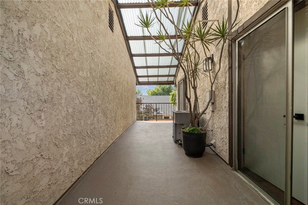 63 N Roosevelt 2, Pasadena, CA 91107