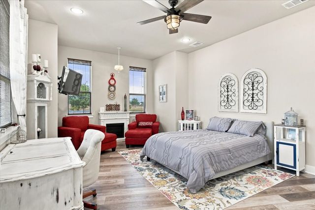 4182 Hidden Meadow Drive, Quinlan, TX 75474