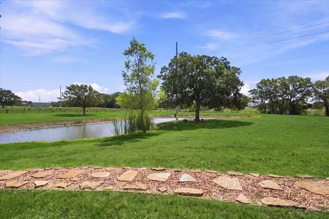 4182 Hidden Meadow Drive, Quinlan, TX 75474