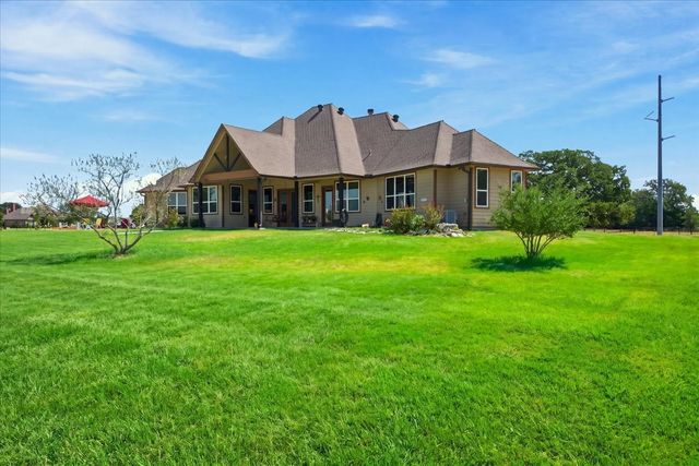 4182 Hidden Meadow Drive, Quinlan, TX 75474