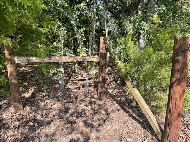 4182 Hidden Meadow Drive, Quinlan, TX 75474
