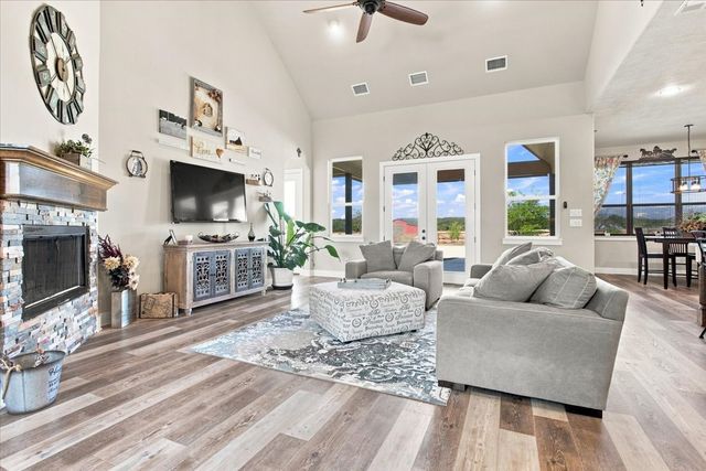 4182 Hidden Meadow Drive, Quinlan, TX 75474
