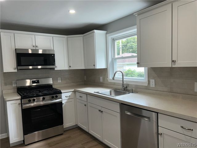 83 Kirkwood Drive, West Seneca, NY 14224