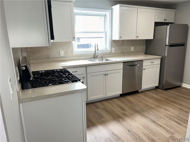 83 Kirkwood Drive, West Seneca, NY 14224