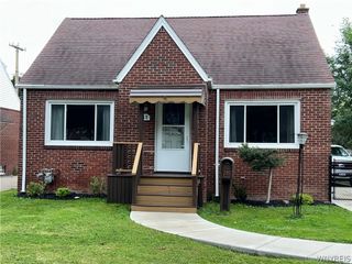 83 Kirkwood Drive, West Seneca, NY 14224