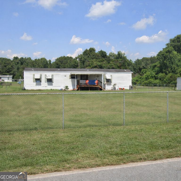 213 Highway 3 N, Hampton, GA 30228