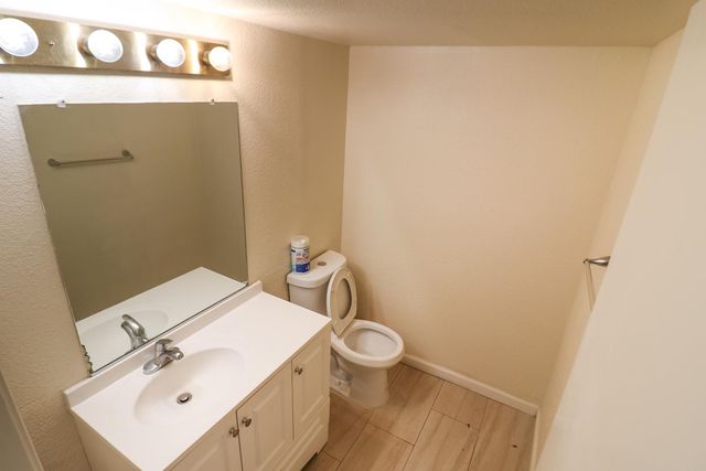 1188 RIO ROYAL, Sacramento, CA 95834