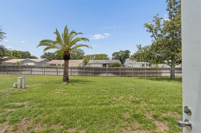 18 MOUNTAIN LAUREL DRIVE, Palm Harbor, FL 34684