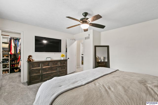 13010 Edna Street, Omaha, NE 68138