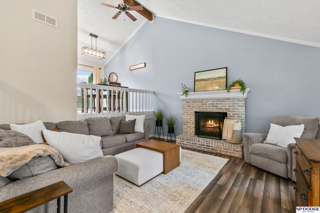 13010 Edna Street, Omaha, NE 68138