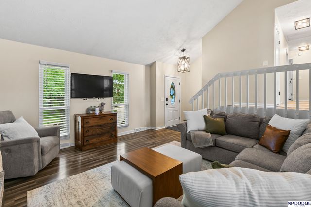 13010 Edna Street, Omaha, NE 68138