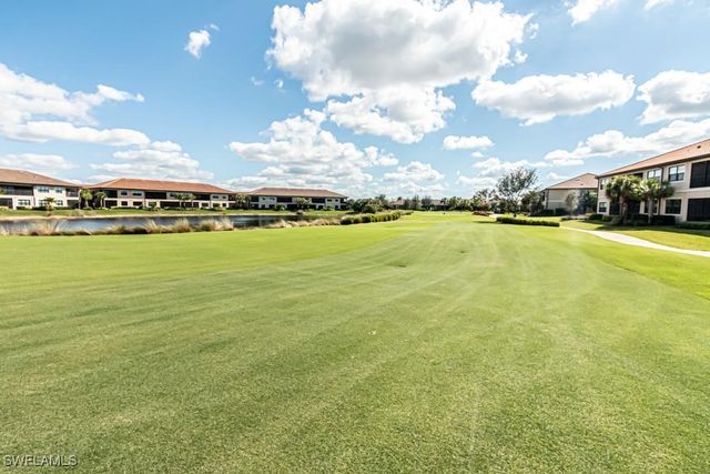 9378 Pocida CT 202, Naples, FL 34119