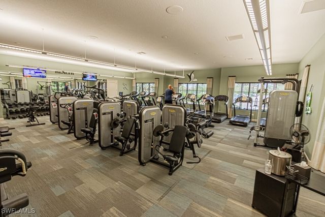 9378 Pocida CT 202, Naples, FL 34119