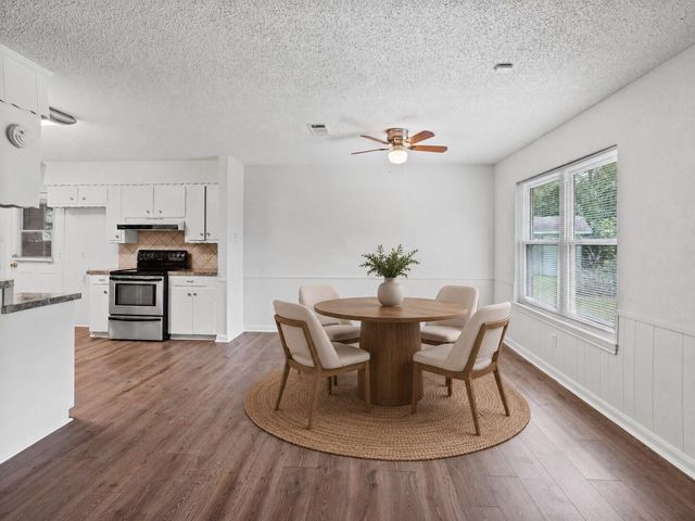 1717 Jones Street, Alvin, TX 77511