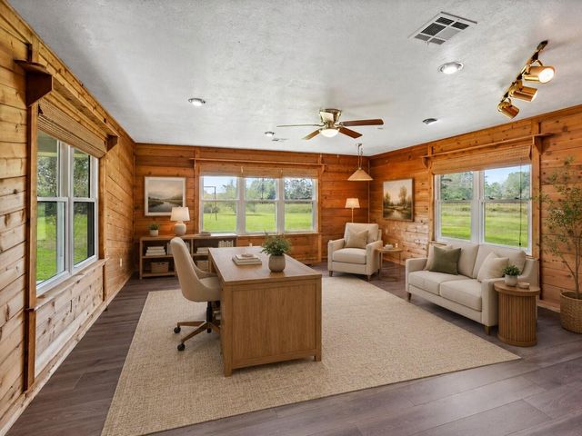 1717 Jones Street, Alvin, TX 77511