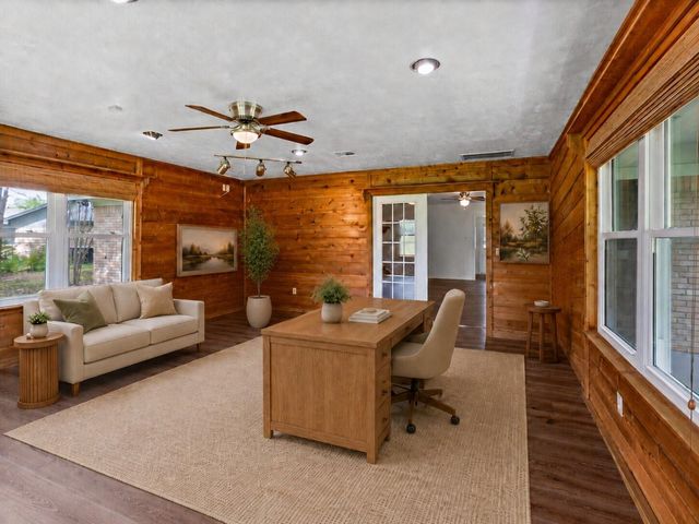 1717 Jones Street, Alvin, TX 77511