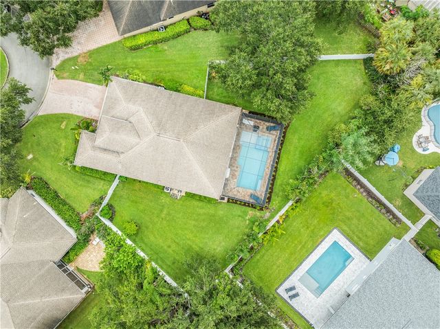 210 Champagne Court SW, Vero Beach, FL 32968