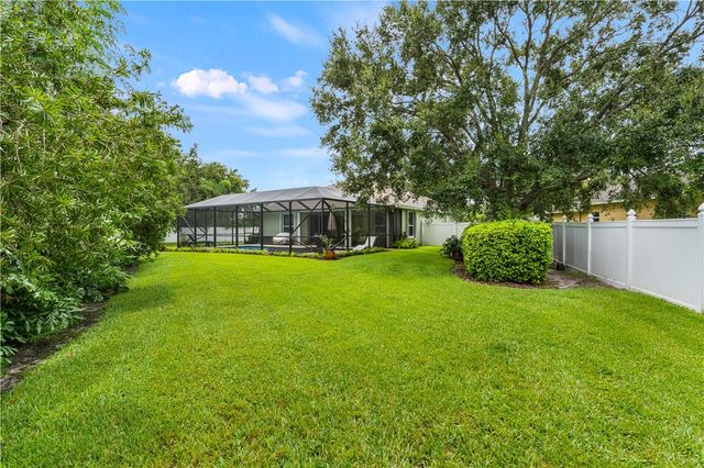 210 Champagne Court SW, Vero Beach, FL 32968