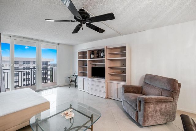 1149 Hillsboro Mile PH2N, Hillsboro Beach, FL 33062