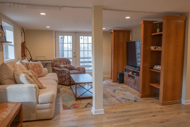 231 E End RD, Goodlettsville, TN 37072