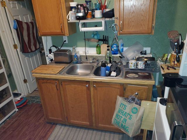 1301 N Brookfield Street, South Bend, IN 46628
