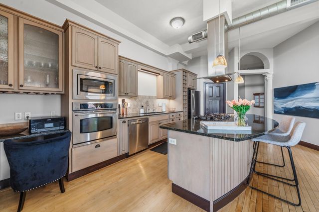 230 N Kalamazoo 301, Kalamazoo City, MI 49007