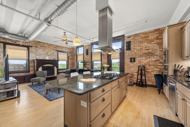 230 N Kalamazoo 301, Kalamazoo City, MI 49007