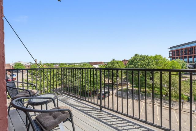 230 N Kalamazoo 301, Kalamazoo City, MI 49007