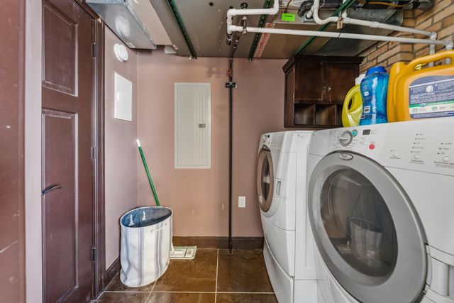 230 N Kalamazoo 301, Kalamazoo City, MI 49007